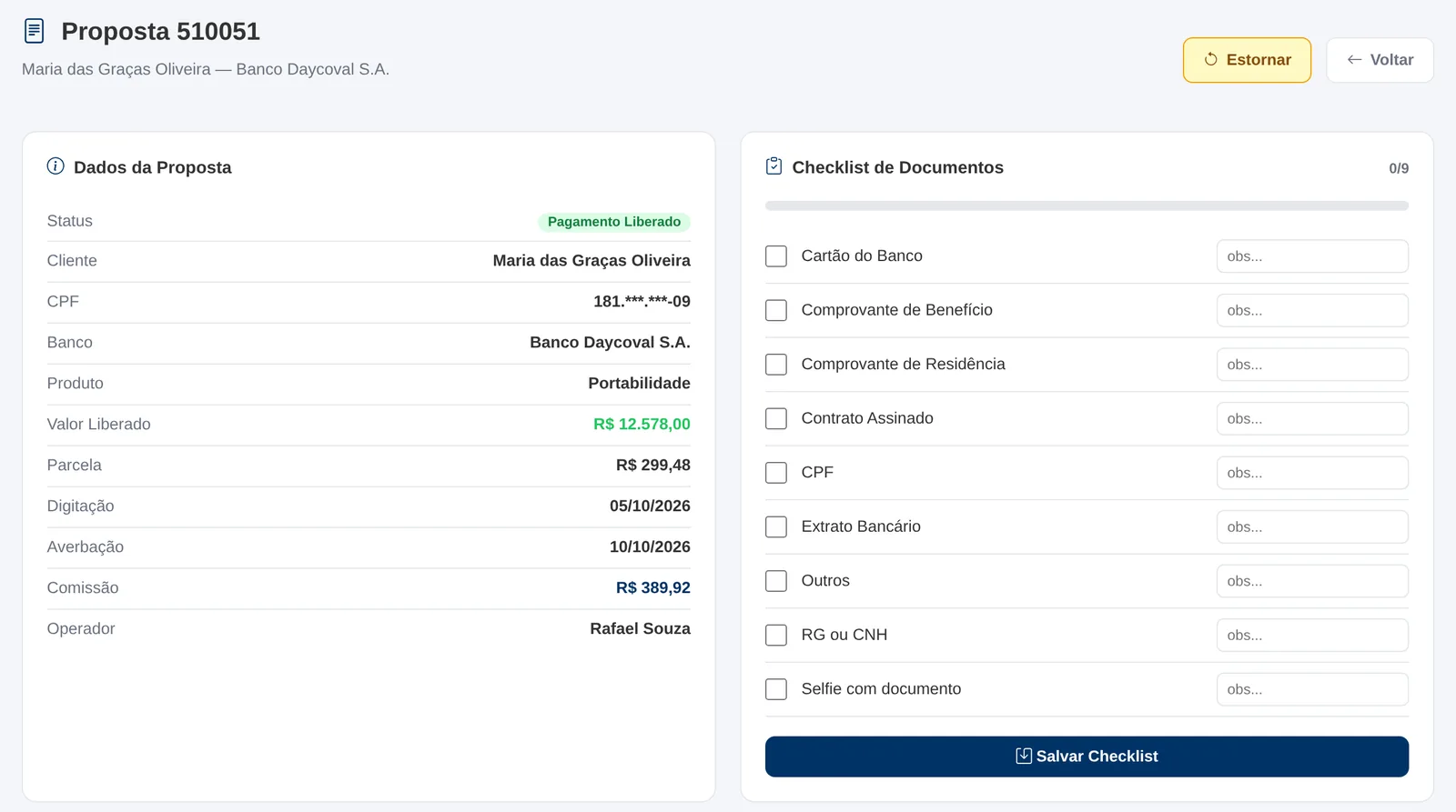 Detalhe de uma proposta com status, valores, datas de digitação e averbação, comissão, operador e checklist de documentos